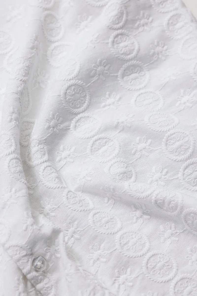 Circle Flower White Embroidery Shirt