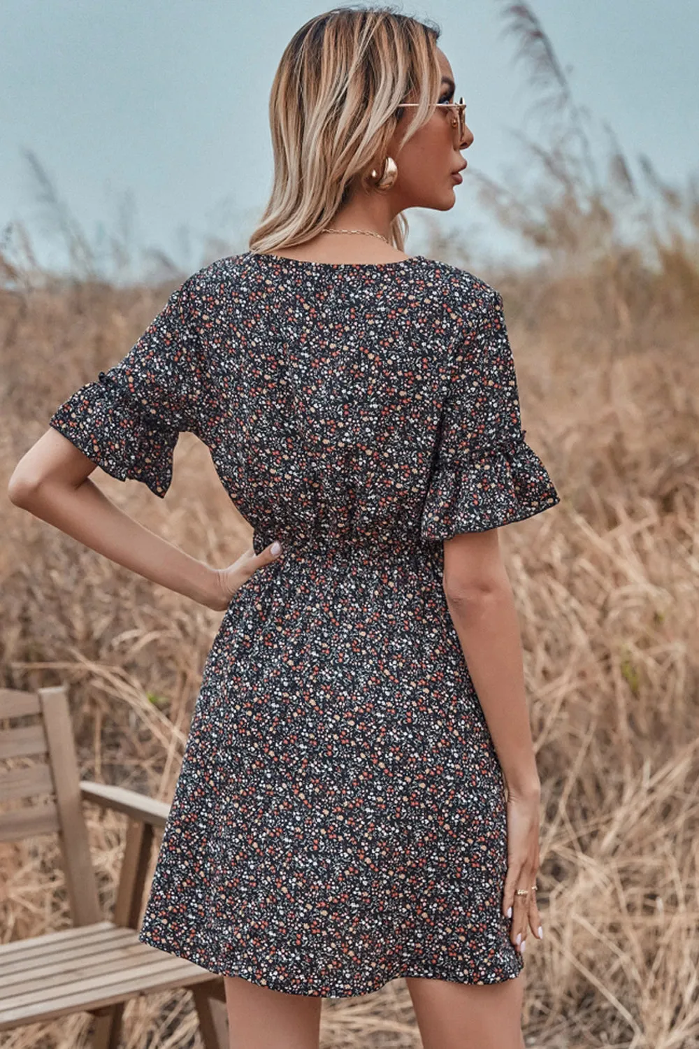 elveswallet Loose V-neck Floral Dress