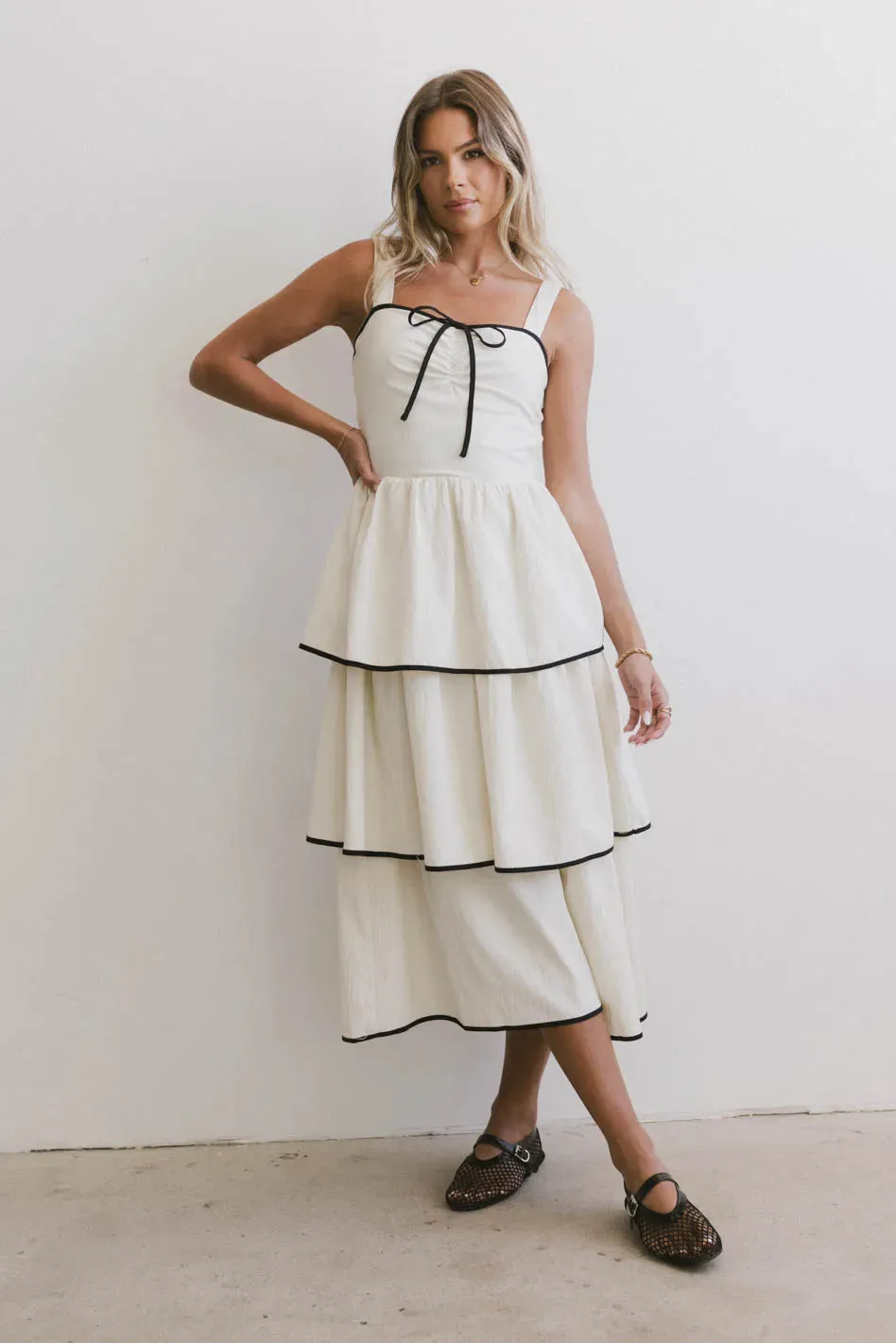 Liza Contrast Trim Dress in Cream