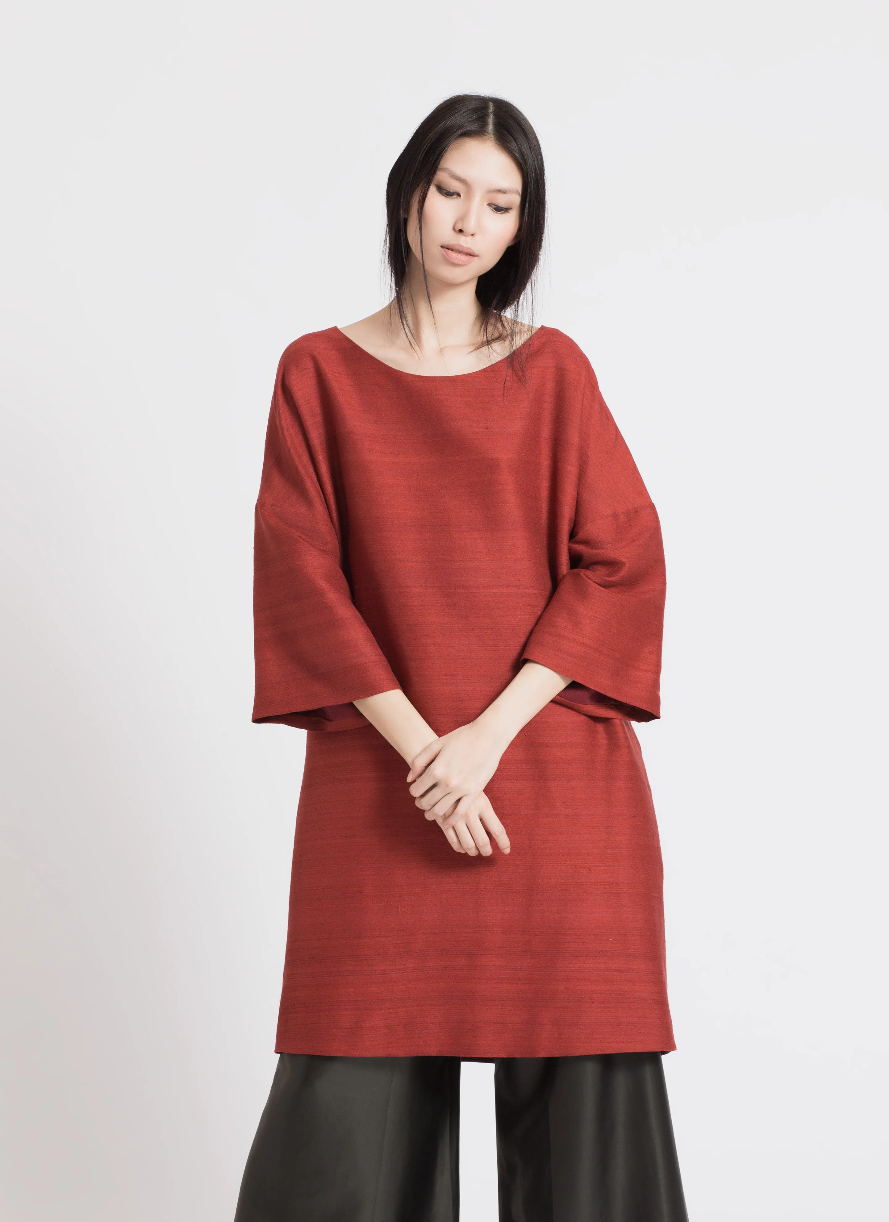 Phoenix 3/4 Sleeve Boatneck Silk Dress - Red Chili