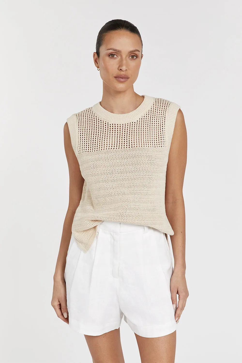 PHOENIX NATURAL SLEEVELESS KNIT TOP