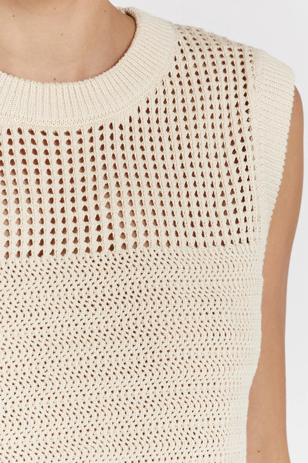 PHOENIX NATURAL SLEEVELESS KNIT TOP