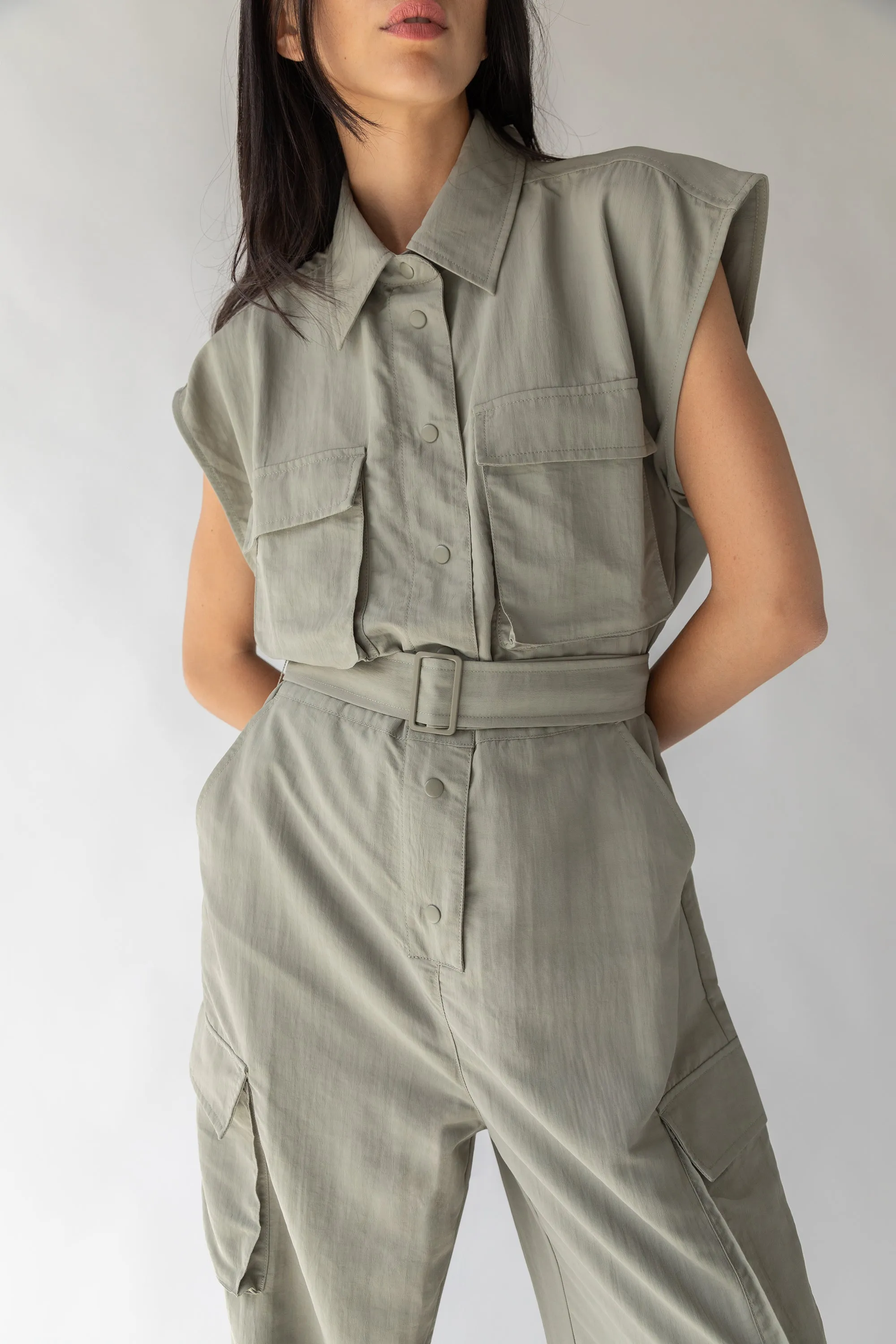 SLEEVELESS CARGO JUMPSUIT