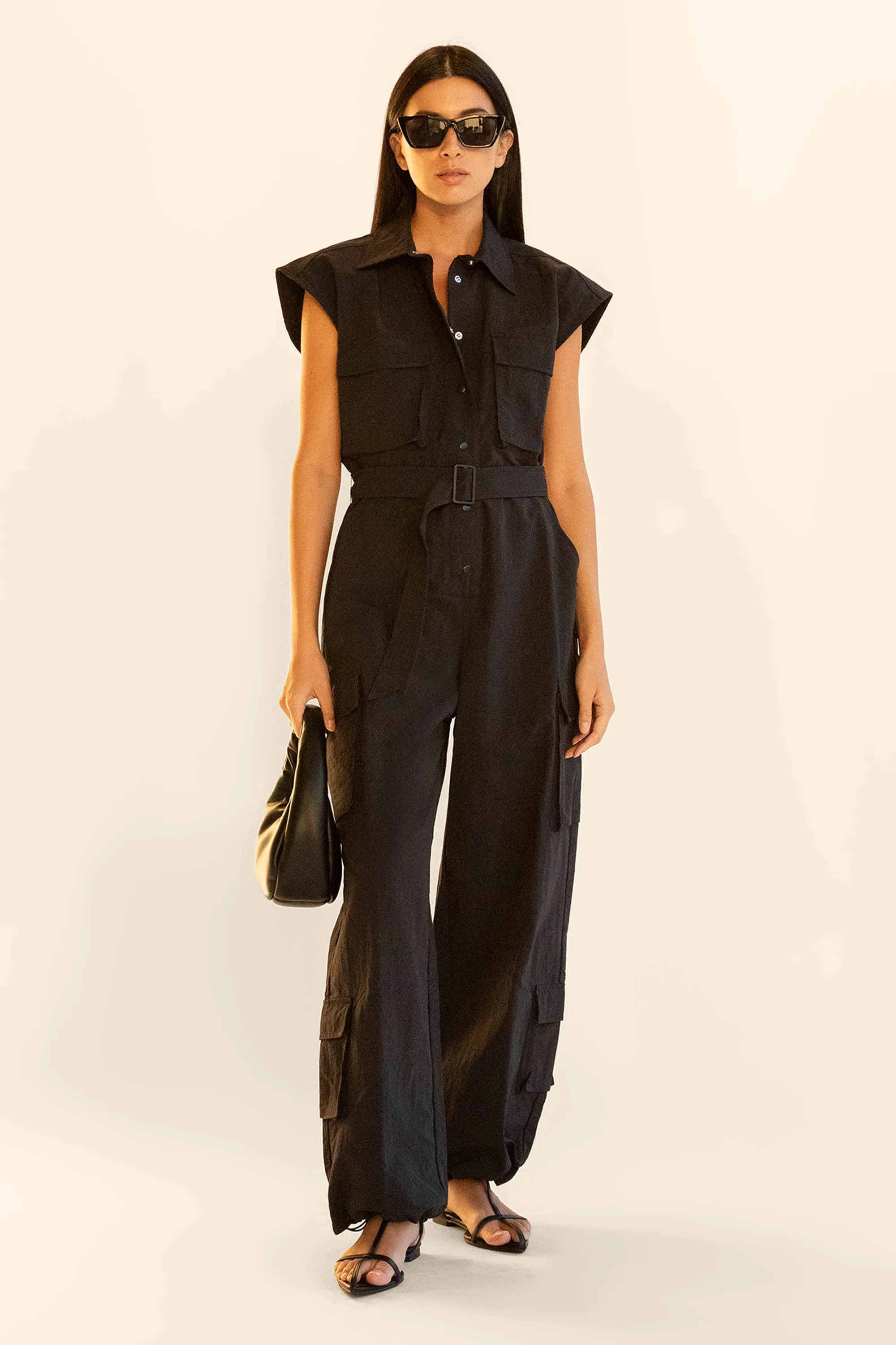 SLEEVELESS CARGO JUMPSUIT