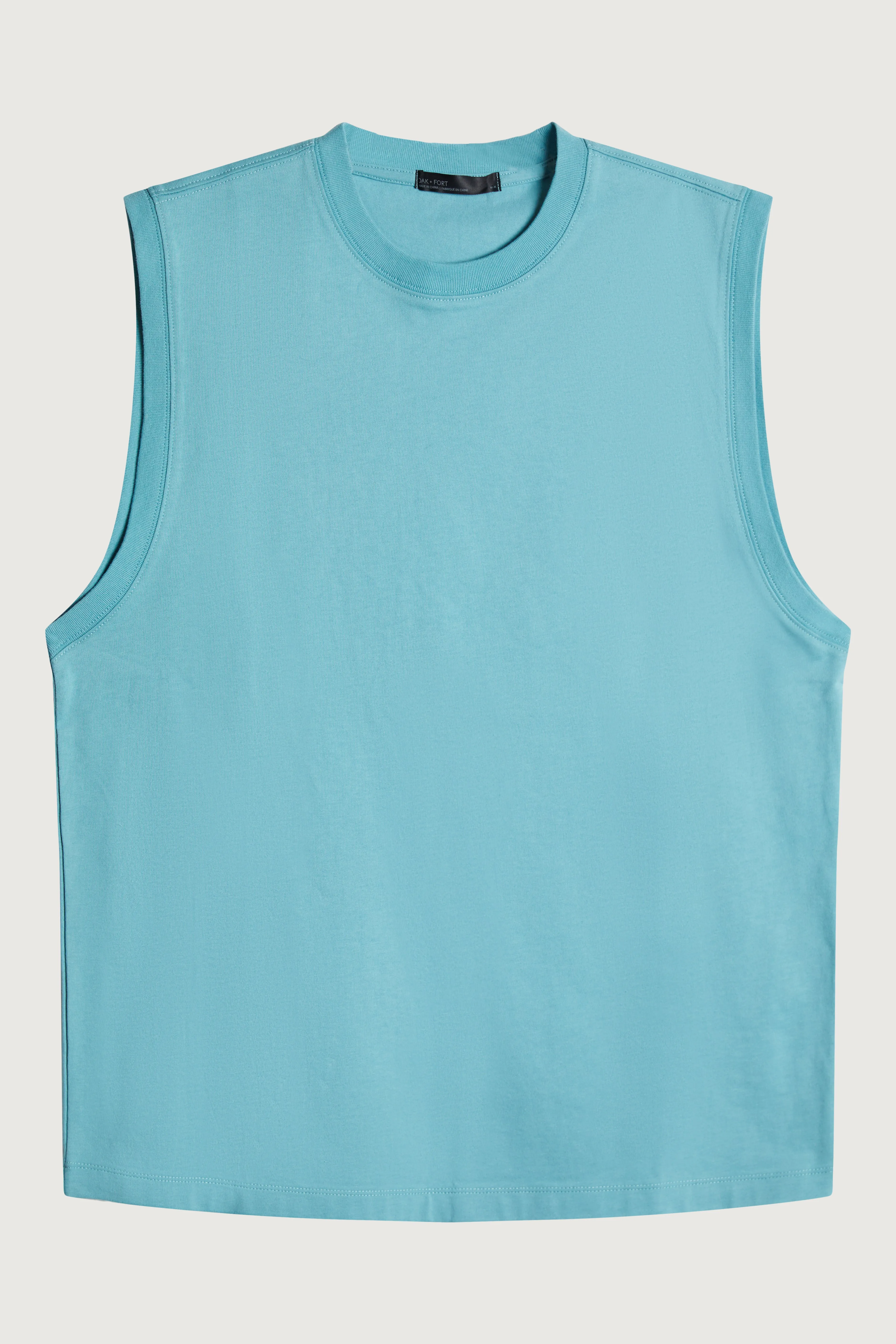 SLEEVELESS MUSCLE TANK